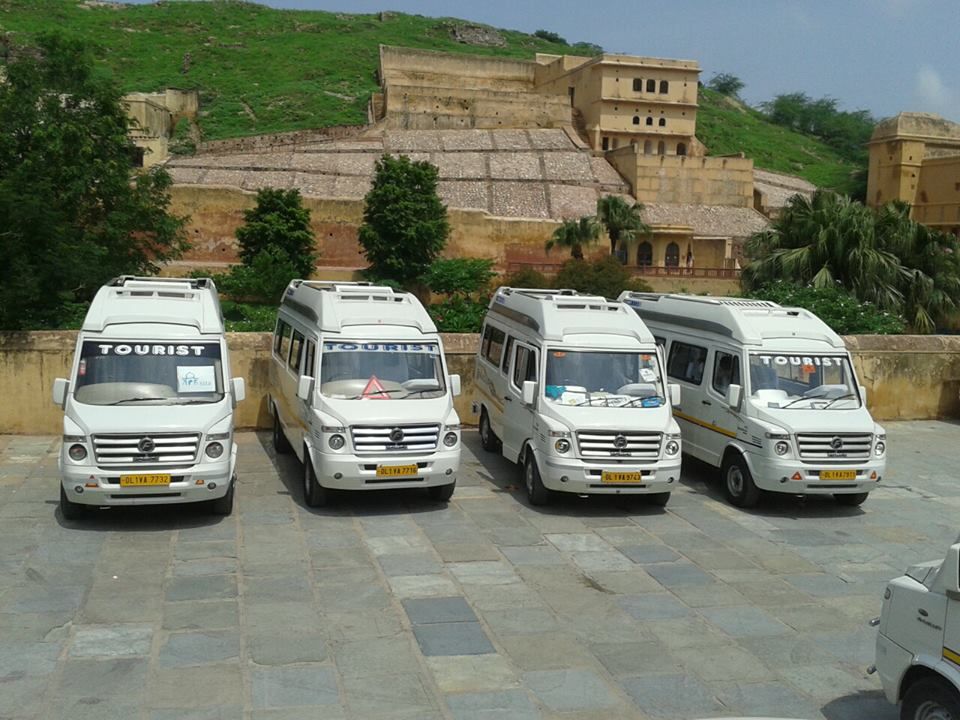 20 Seater Tempo Traveller interior